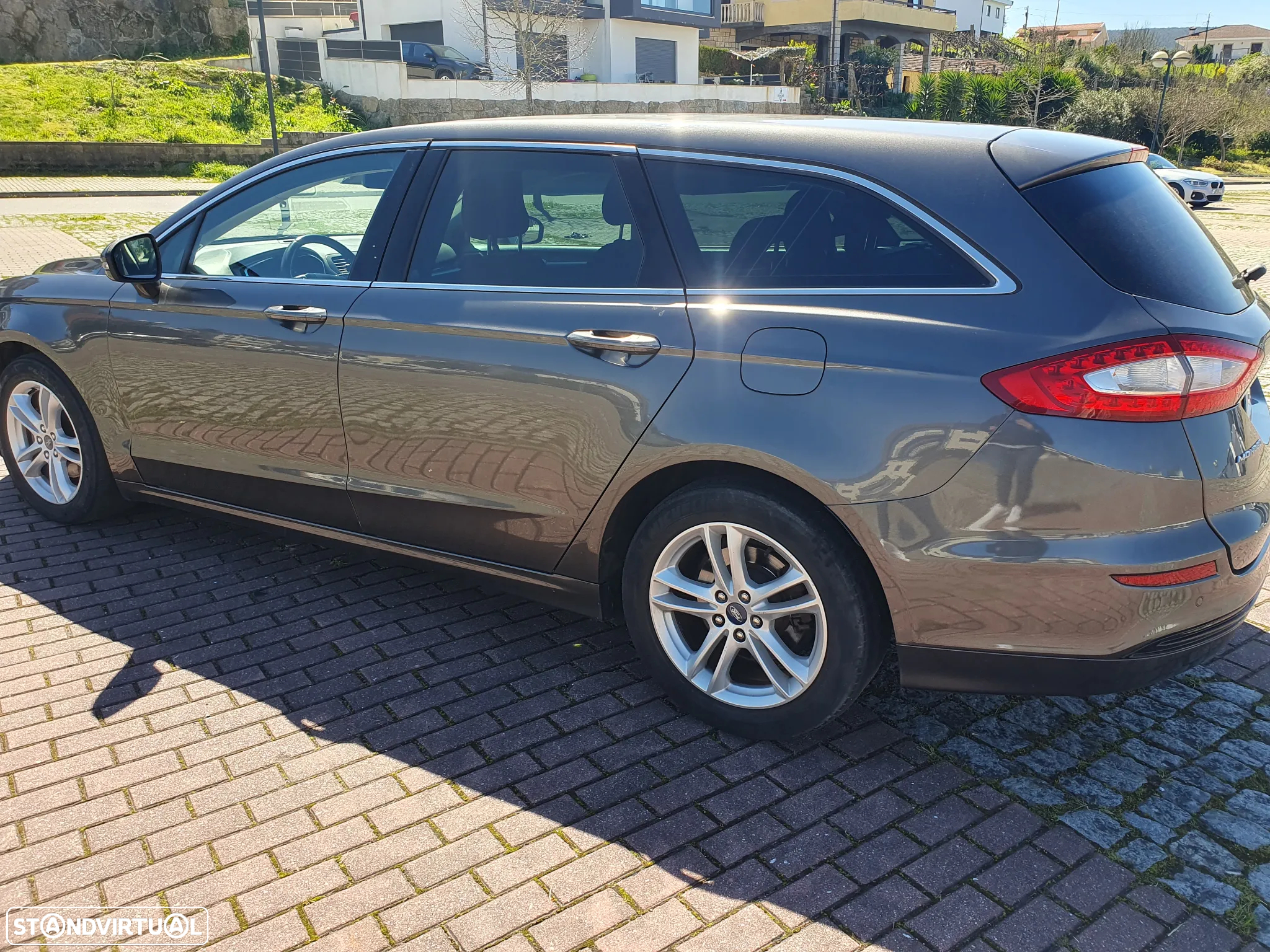 Ford Mondeo SW 2.0 TDCi Titanium - 29