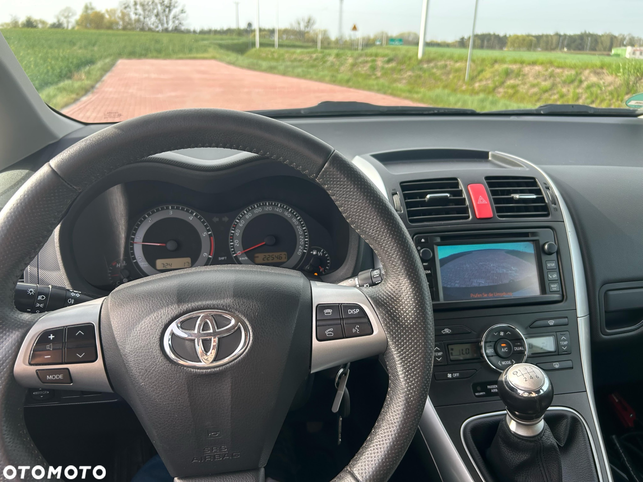 Toyota Auris 1.4 D-4D - 13
