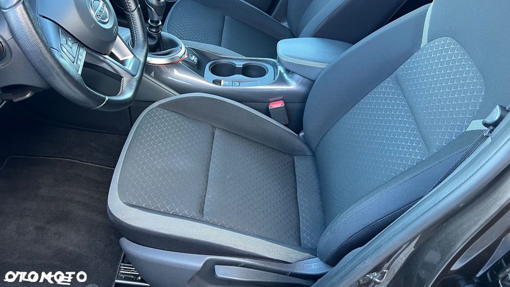 Nissan Juke 1.0 DIG-T Tekna - 11