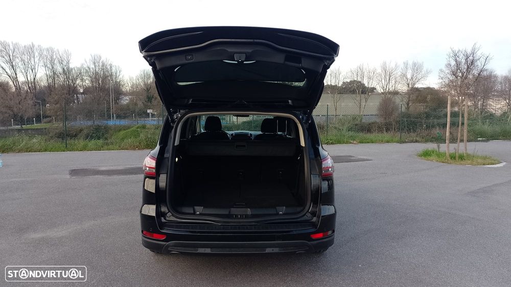 Ford S-Max 2.0 TDCi Titanium - 31