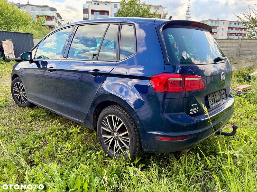 Volkswagen Golf - 4