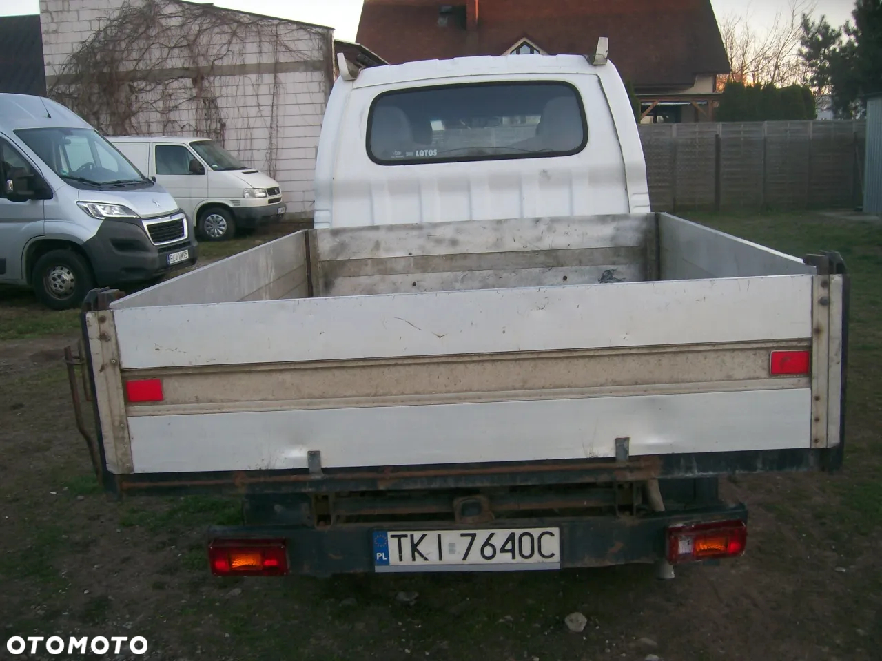 Kia Wywrotka, 6 osób, Doka - 13
