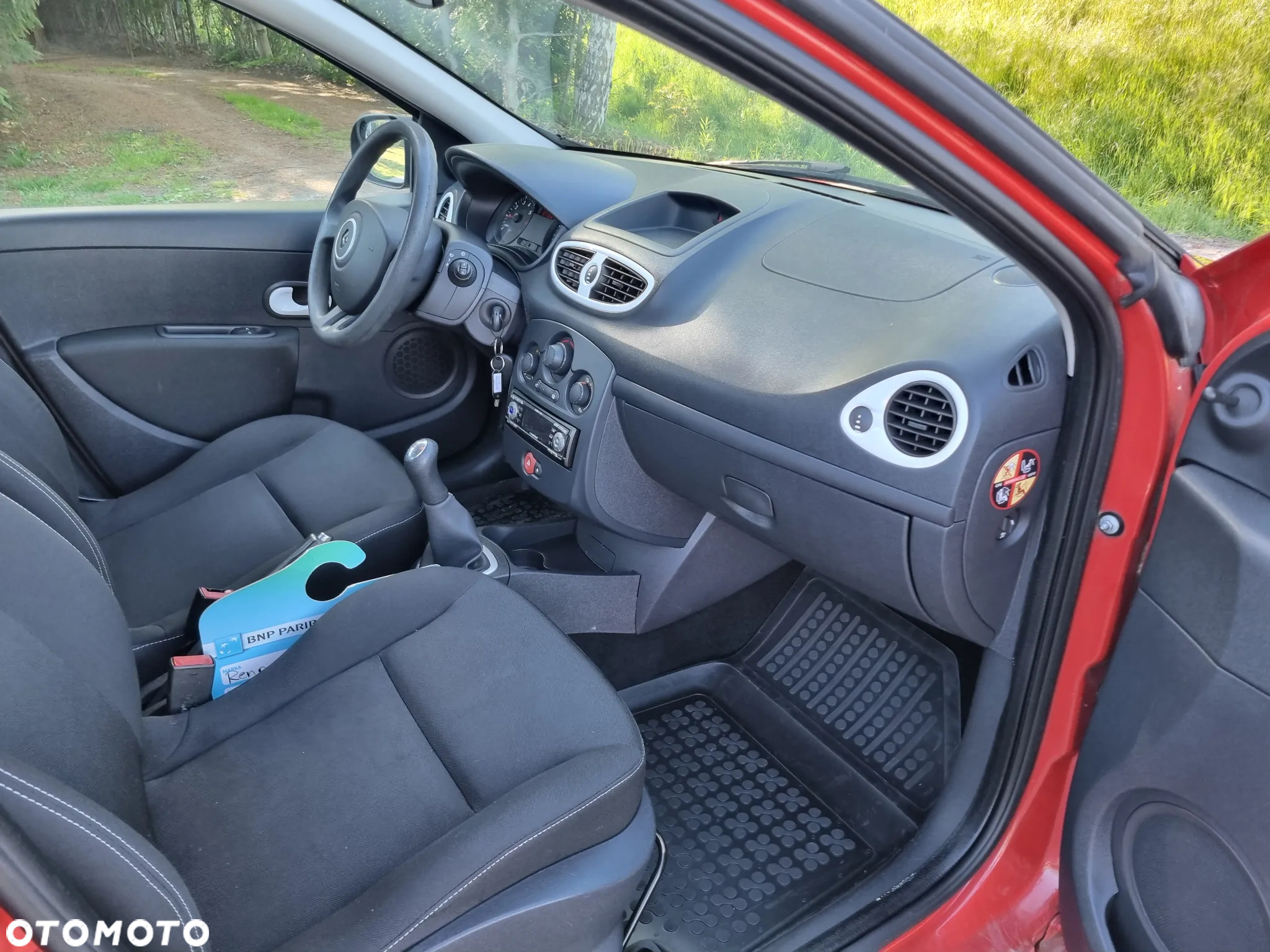 Renault Clio 1.2 16V 75 Yahoo - 21