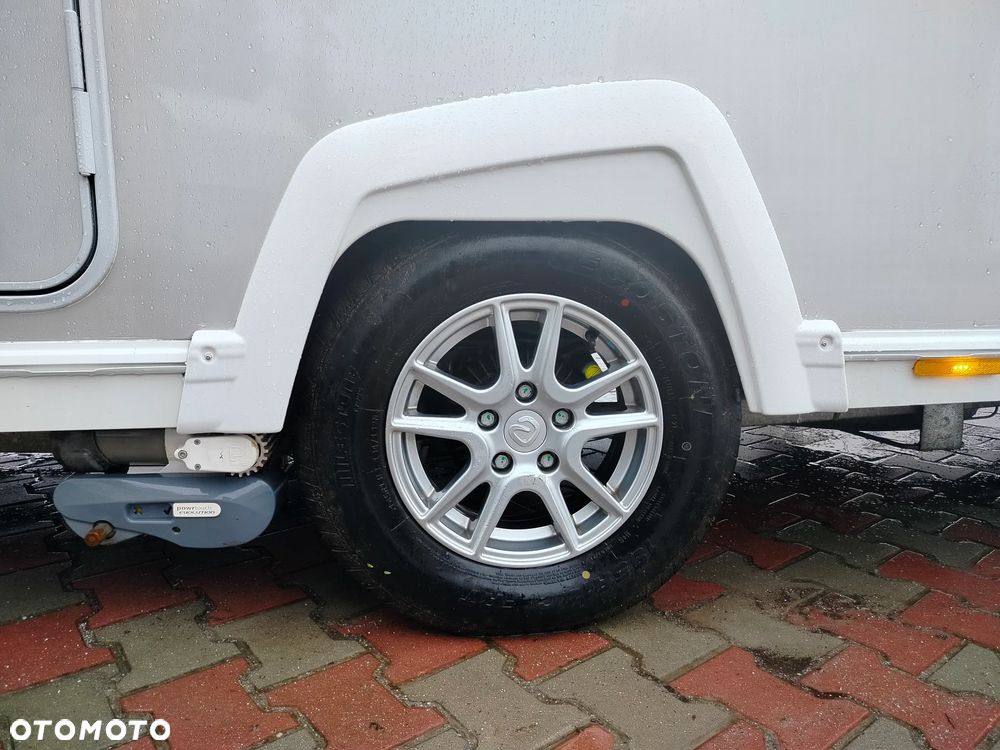 Elddis Crusader Mistral - 35