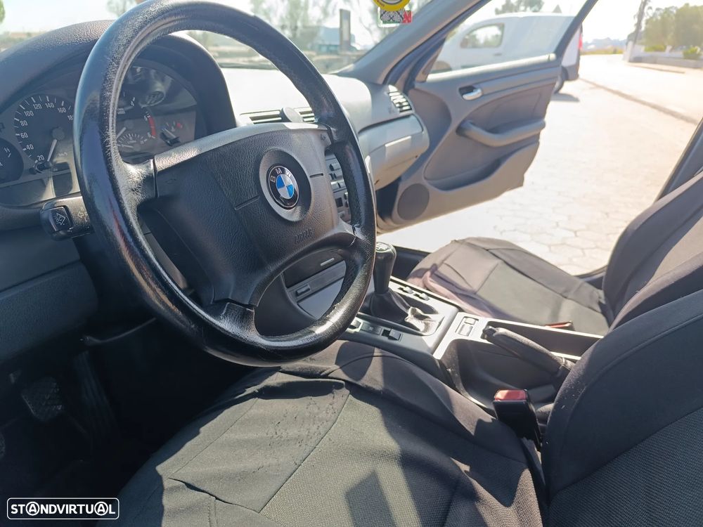 BMW 318 d Touring - 9