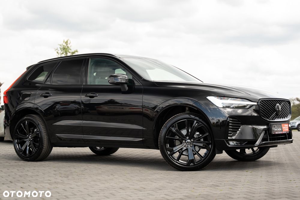 Volvo XC 60 B5 B AWD Ultimate Dark - 8