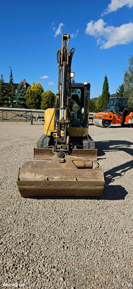 Caterpillar 305.5D - 8