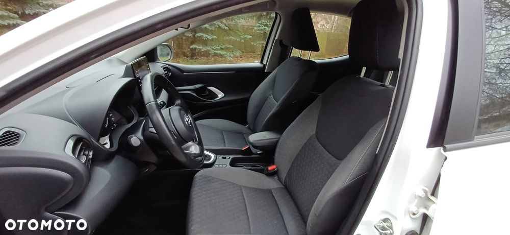 Toyota Yaris 116 1.5 VVT-i Business Edition - 5