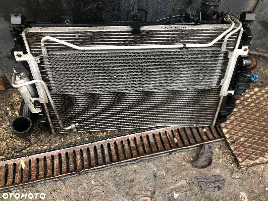 OPEL SIGNUM 3,0 CDTI CHŁODNICE KOMPLET - 1