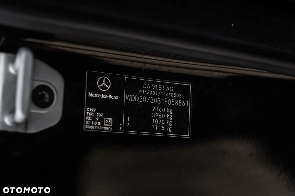 Mercedes-Benz Klasa E 250 CDI 4-Matic BlueEff - 29