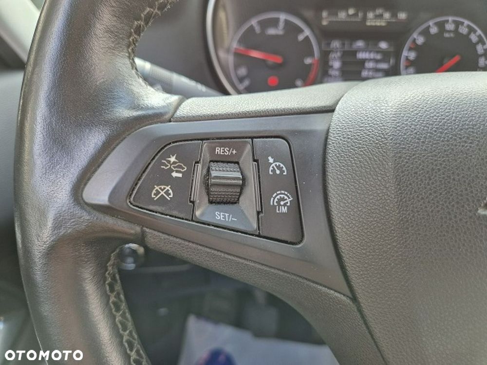 Opel Zafira - 22
