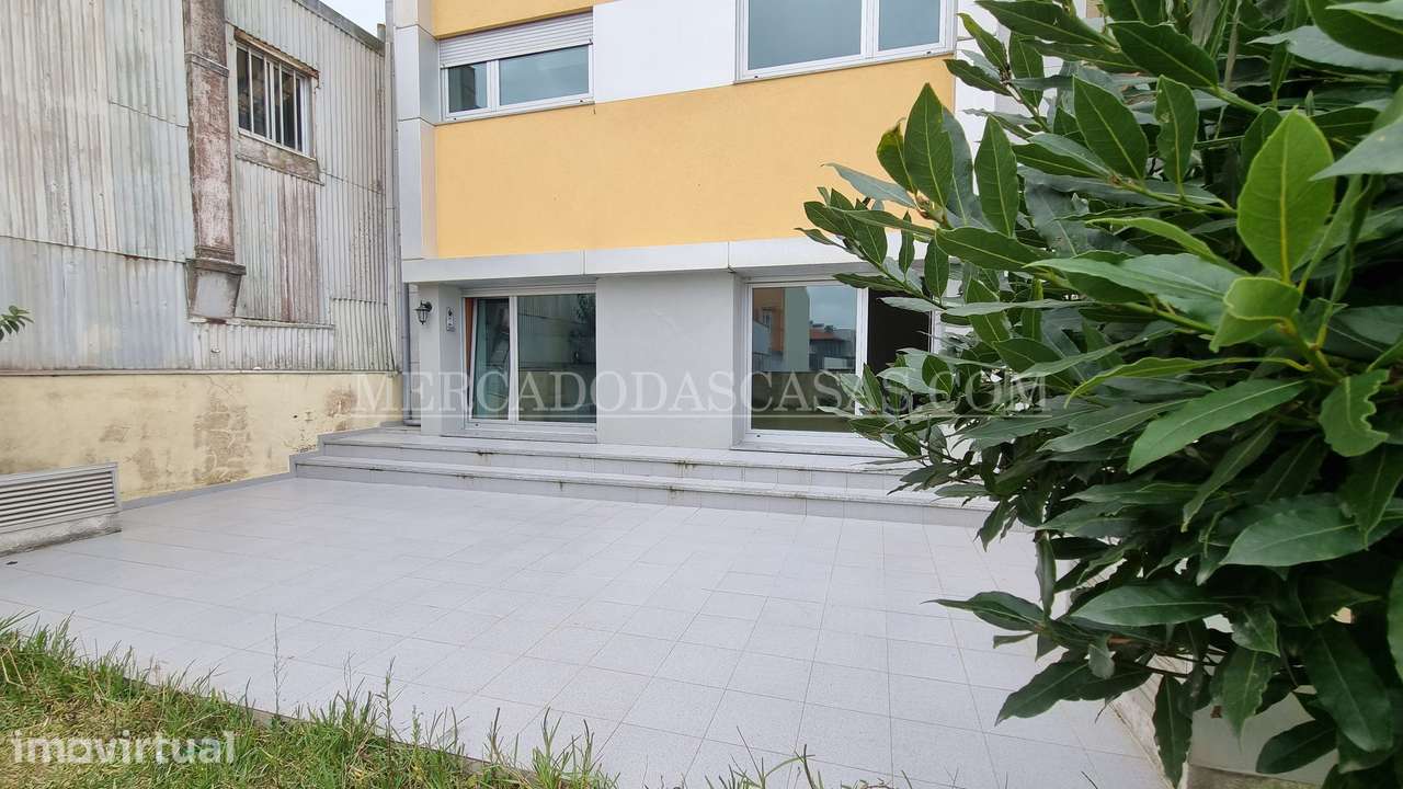 Apartamento T1+1 -Terraço, Jardim Privativo Espinho - Grande imagem: 2/12