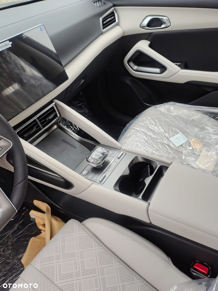 BYD Atto 2 45kWh Boost - 9