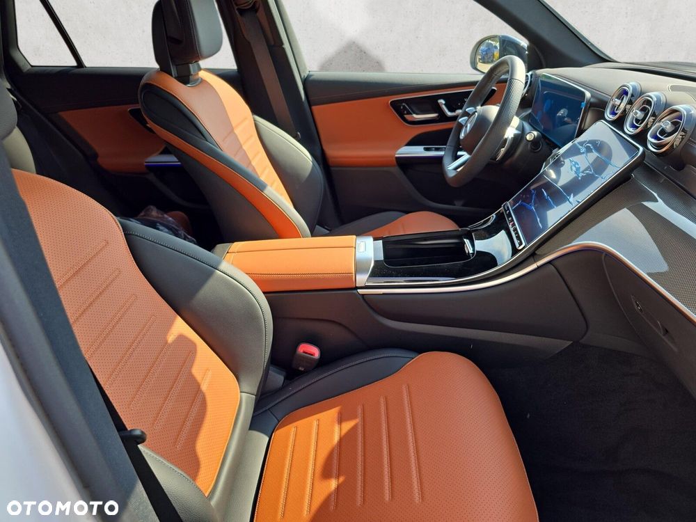 Mercedes-Benz GLC - 16