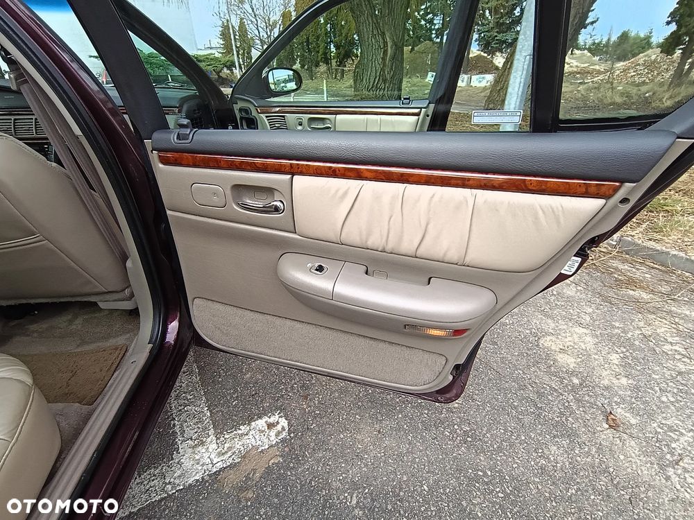 Chrysler New Yorker - 23