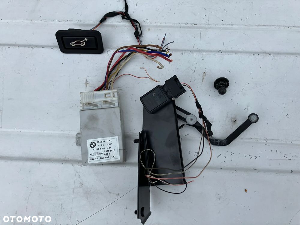 Siłownik hydroklapy klapy elektrycznej BMW E65 zestaw do doposażenia pompa siłownik przycisk przewody moduł 7015009 6921404 8268997 - 4