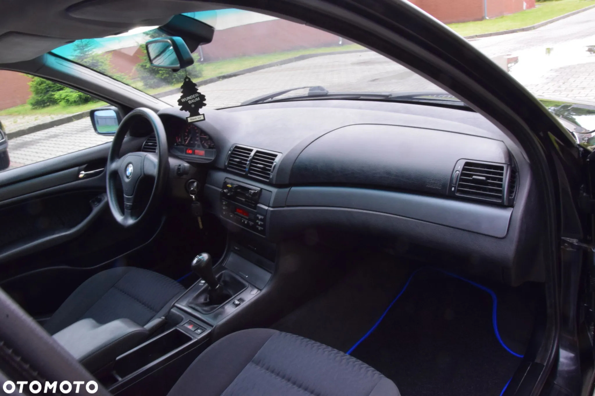 BMW Seria 3 320d - 27