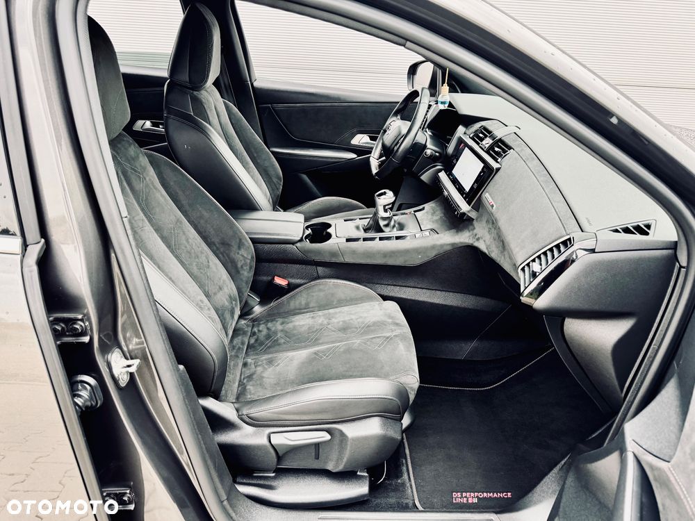 DS Automobiles DS 7 Crossback - 33