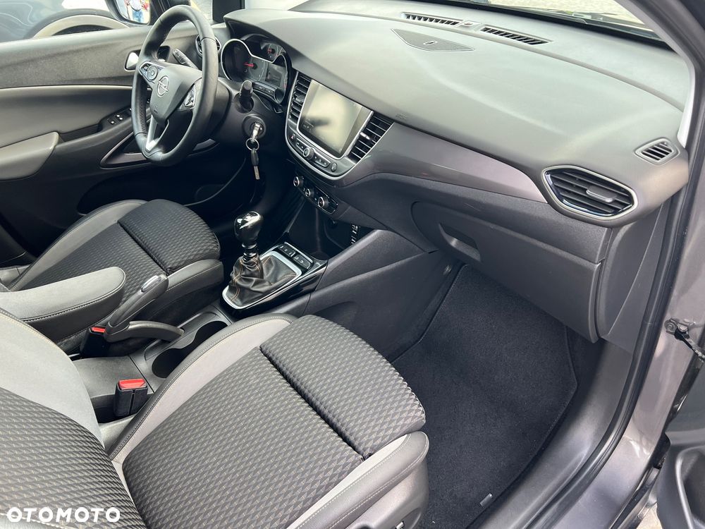 Opel Crossland X 1.2 T 120 Lat S&S - 23