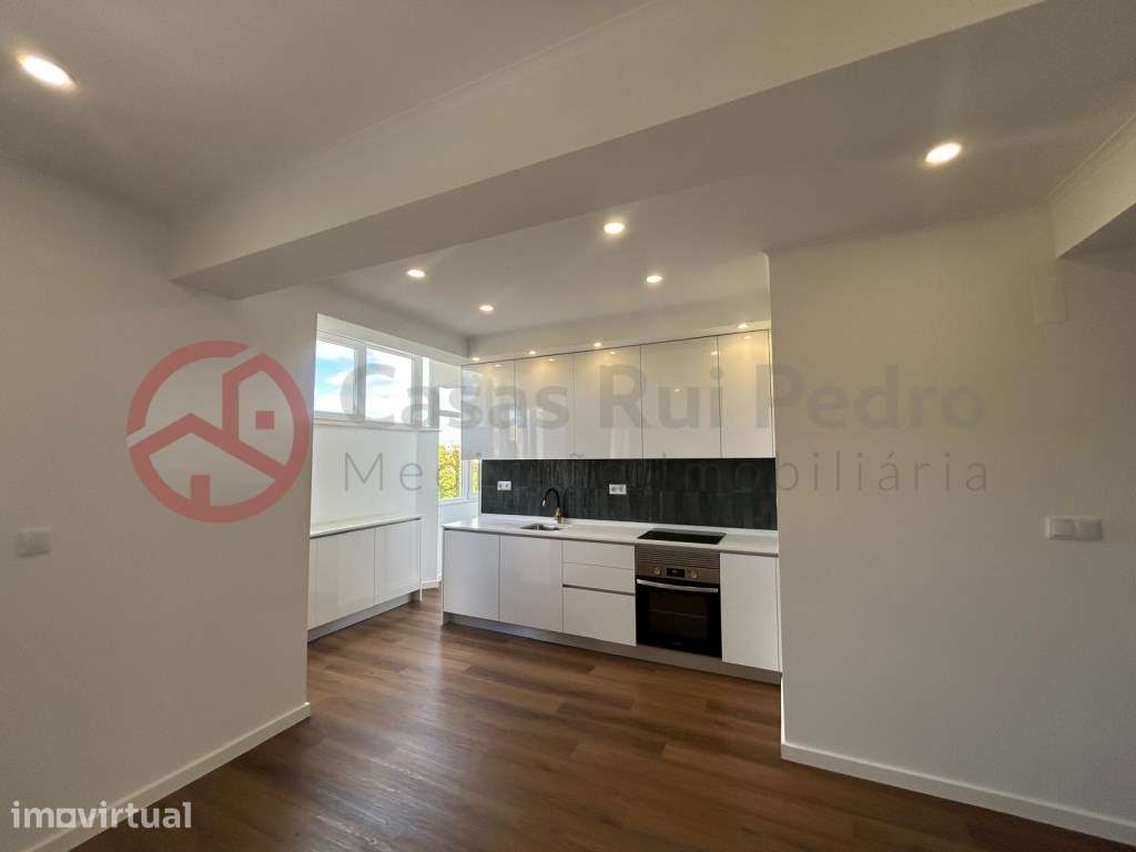 Apartamento T2 remodelado, na Reboleira, Amadora - Grande imagem: 3/34