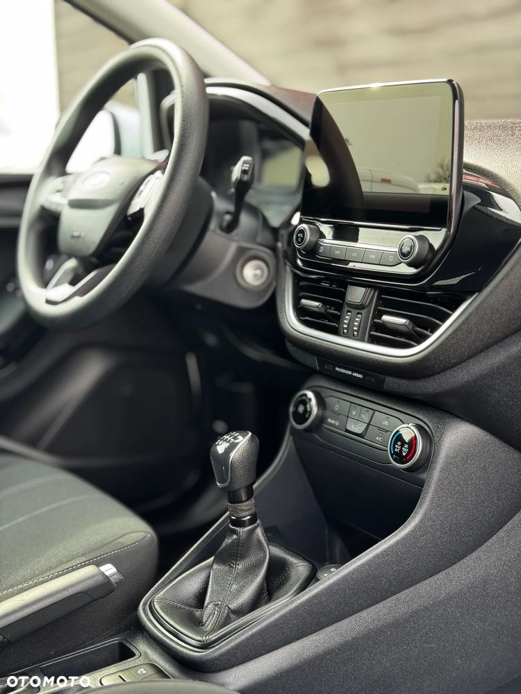 Ford Fiesta - 27