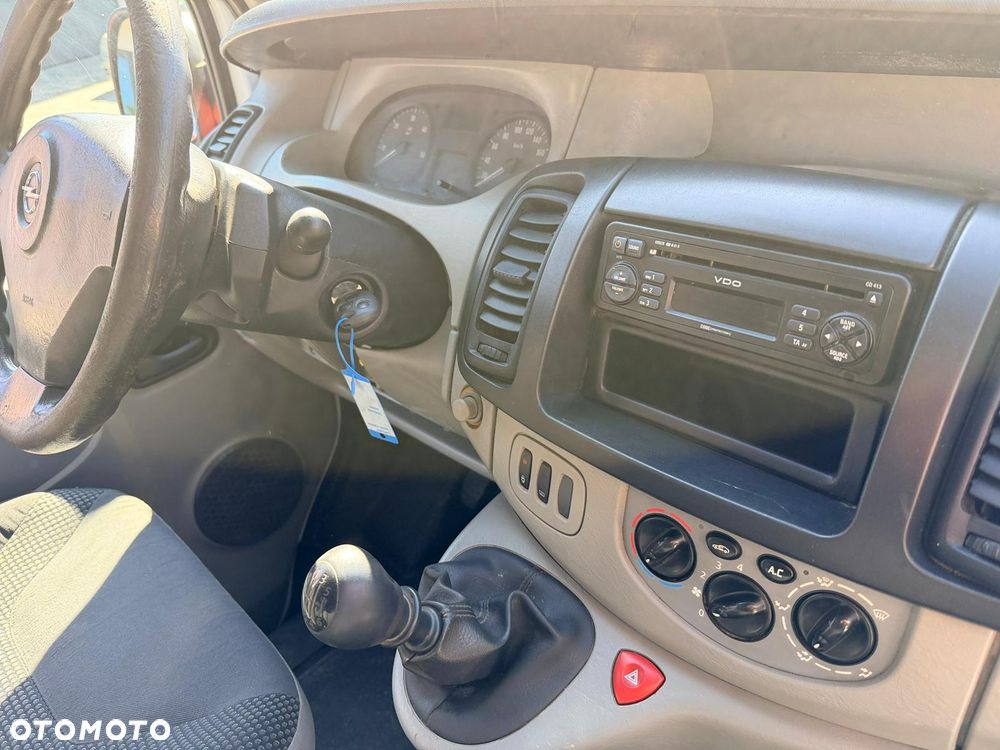 Opel vivaro - 7
