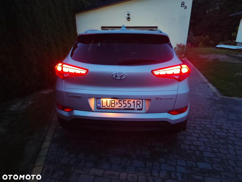 Hyundai Tucson 1.7 CRDI BlueDrive Style 2WD - 15