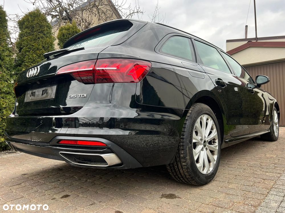 Audi A4 Avant 35 TDI Sport S tronic - 14