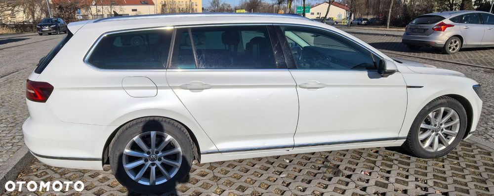 Volkswagen Passat Variant 2.0 TDI Bi-Turbo BMT 4Mot Highline DSG - 4
