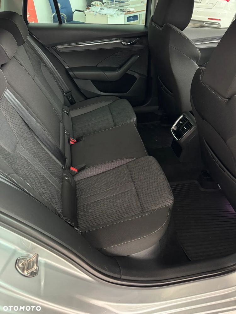 Skoda Octavia 1.5 TSI ACT Style - 12