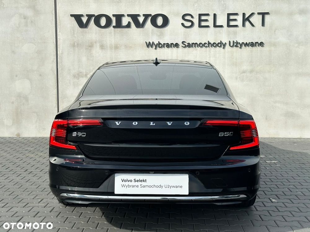 Volvo S90 - 13