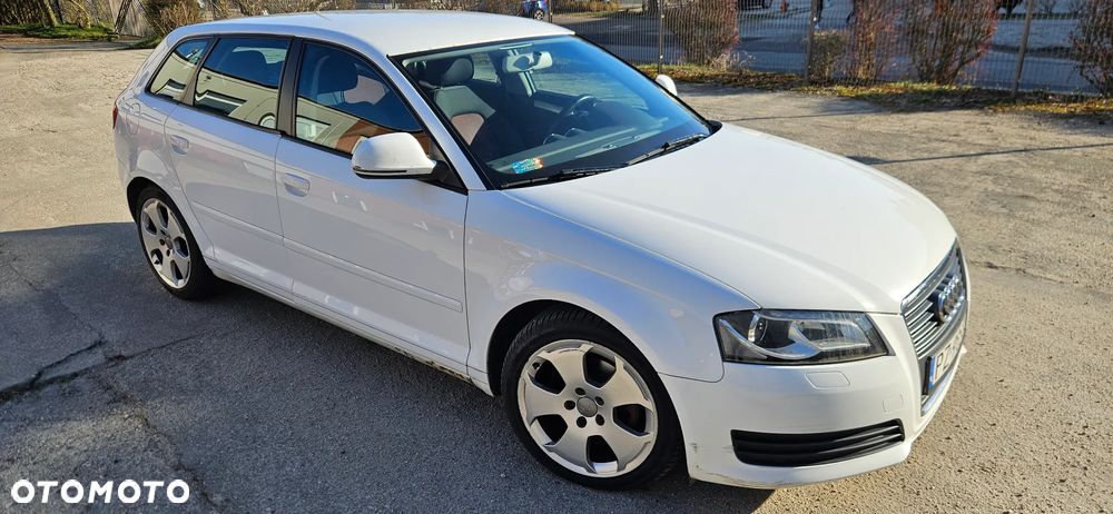 Audi A3 Sportback - 18