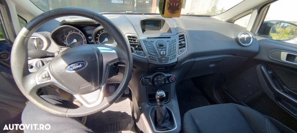 Ford Fiesta 1.0 Trend - 8