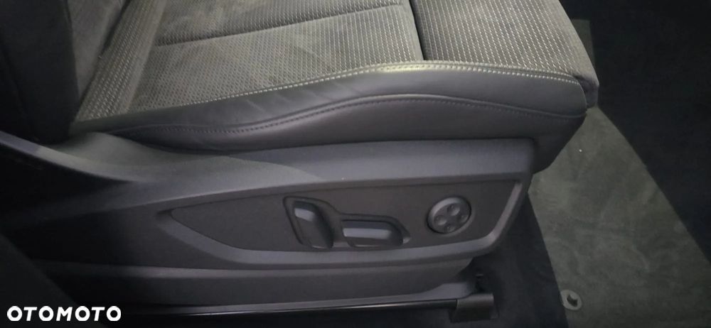 Audi Q5 e-hybrid quattro 220 kW - 23