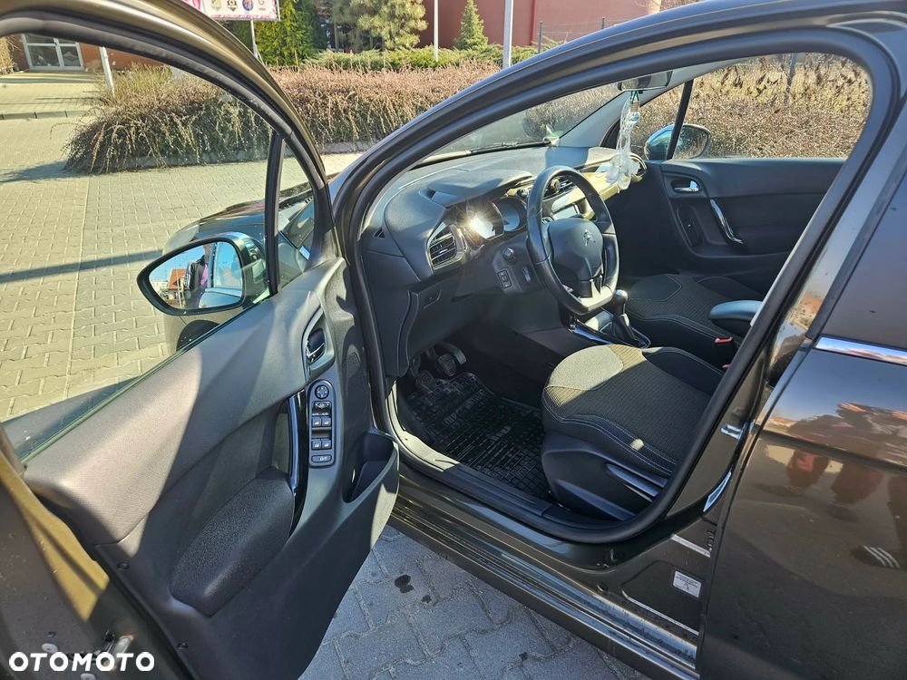Citroen C3 2012 photo 4