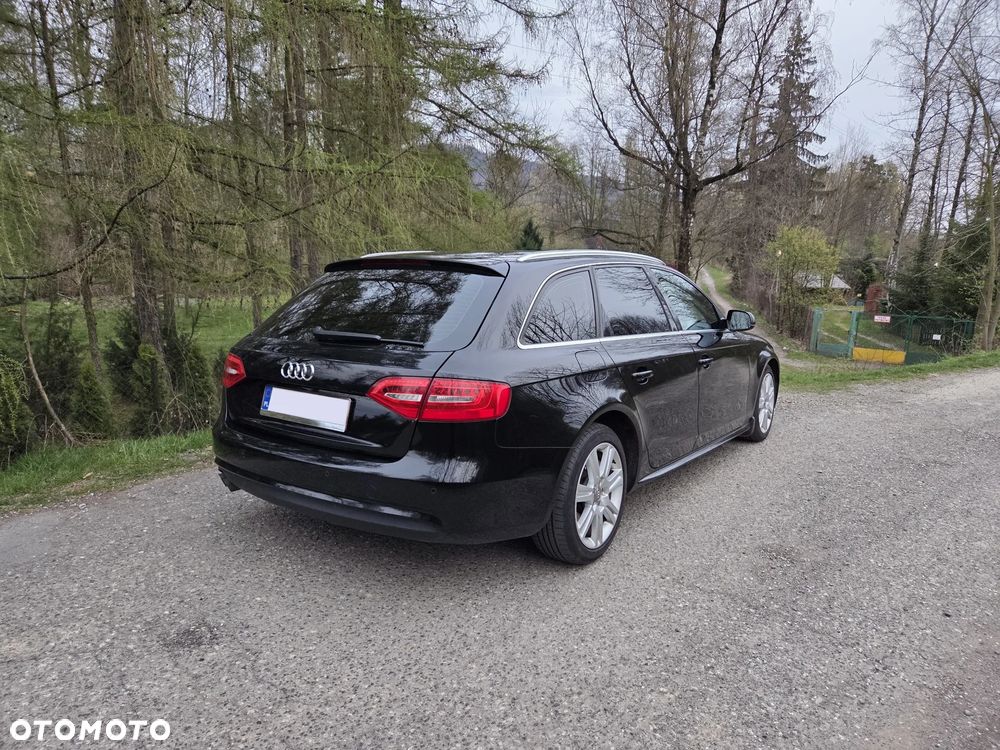 Audi A4 Avant 2.0 TDI DPF quattro S line Sportpaket - 6