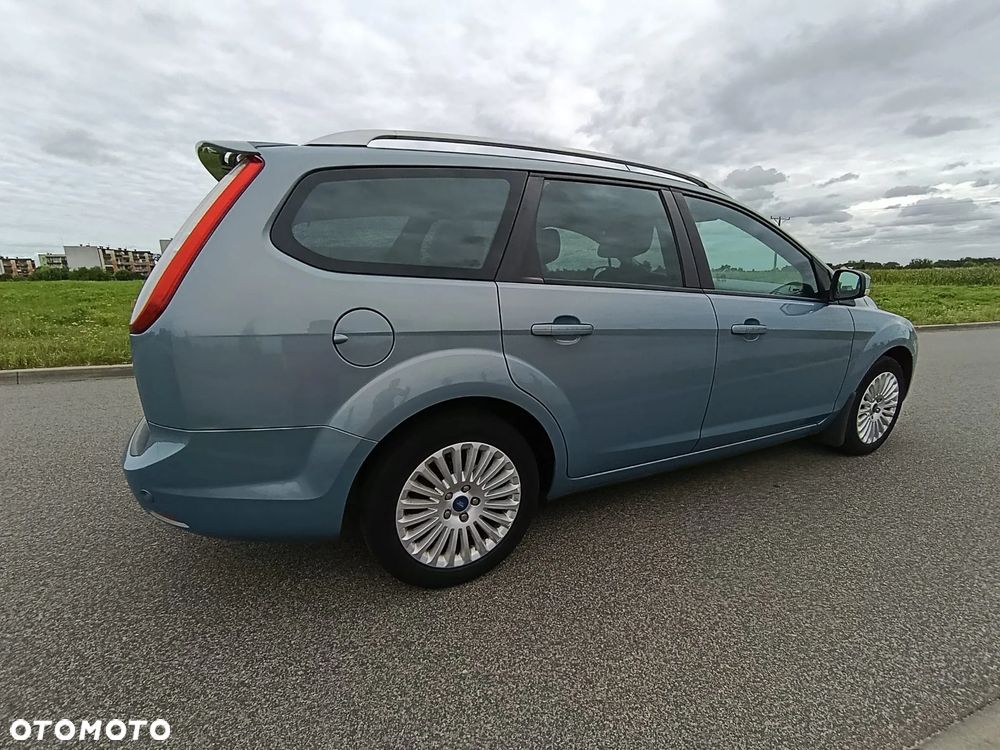Ford Focus Turnier 1.8 Titanium - 17