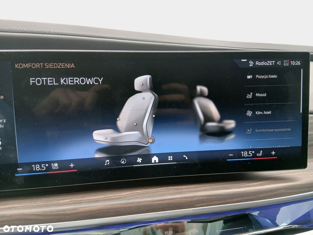 BMW Seria 7 730d xDrive mHEV sport - 36