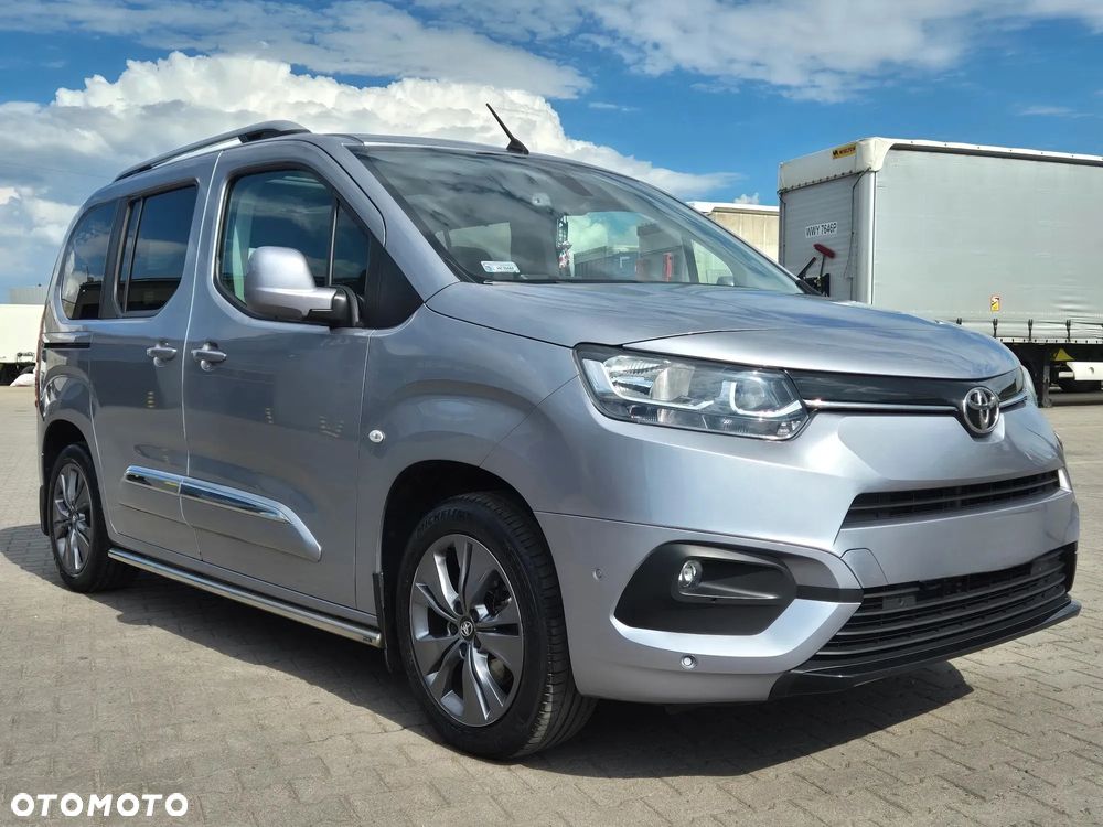 Toyota Proace City Verso Long 1.5 D-4D Business - 12