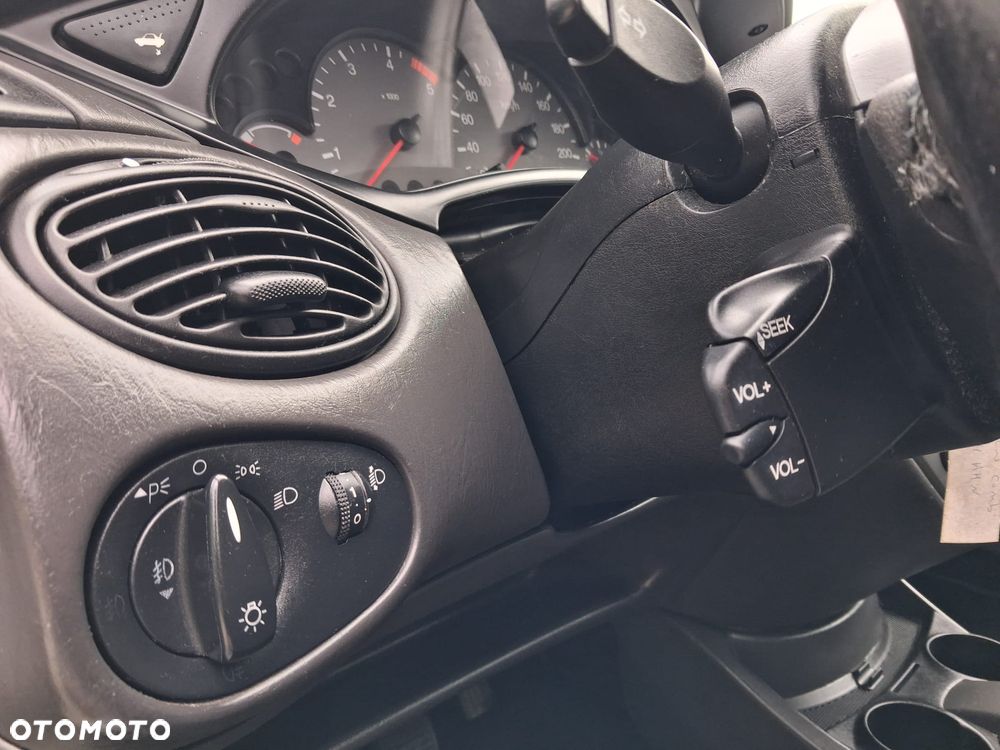Ford Focus - 21