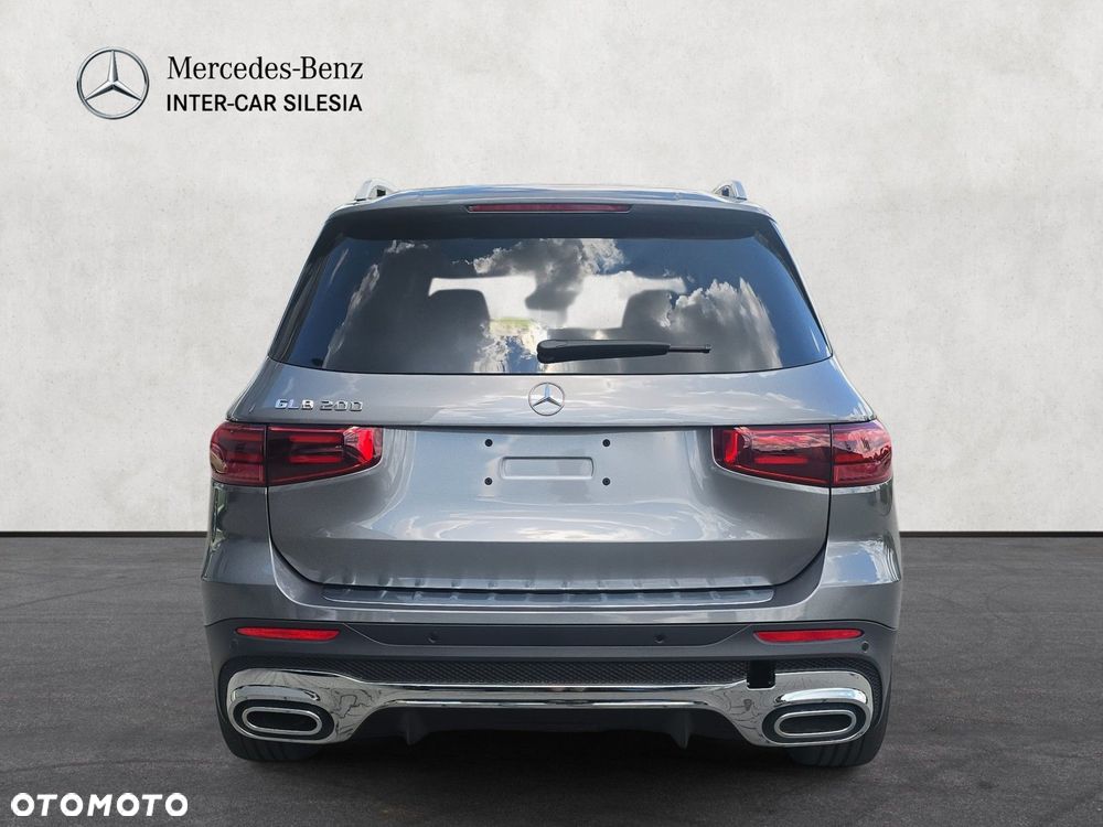 Mercedes-Benz GLB - 6