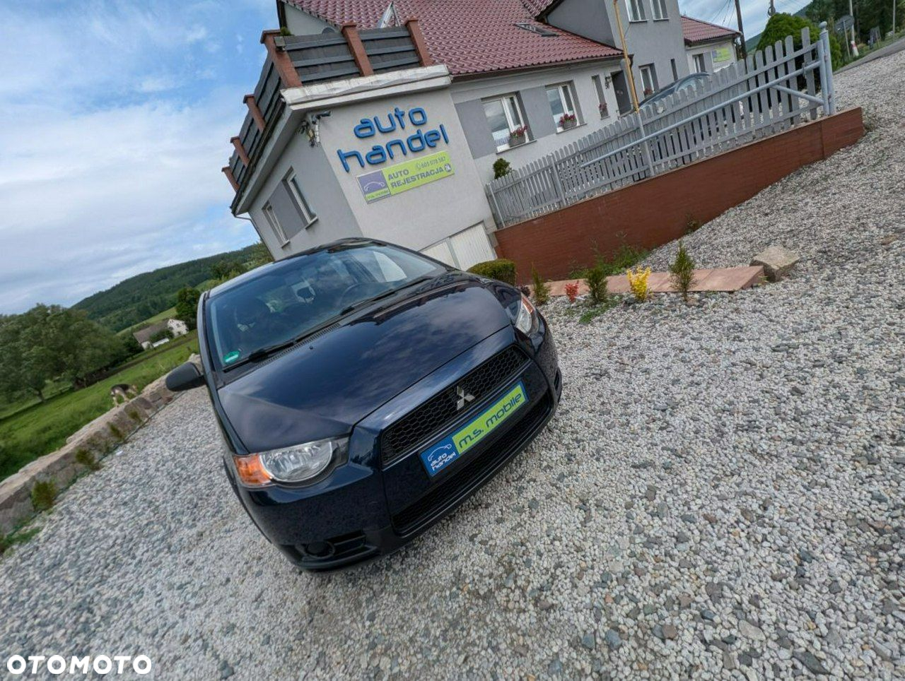 Mitsubishi Colt - 11