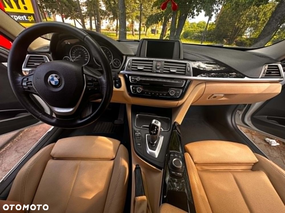 BMW Seria 3 320i Luxury Line sport - 11