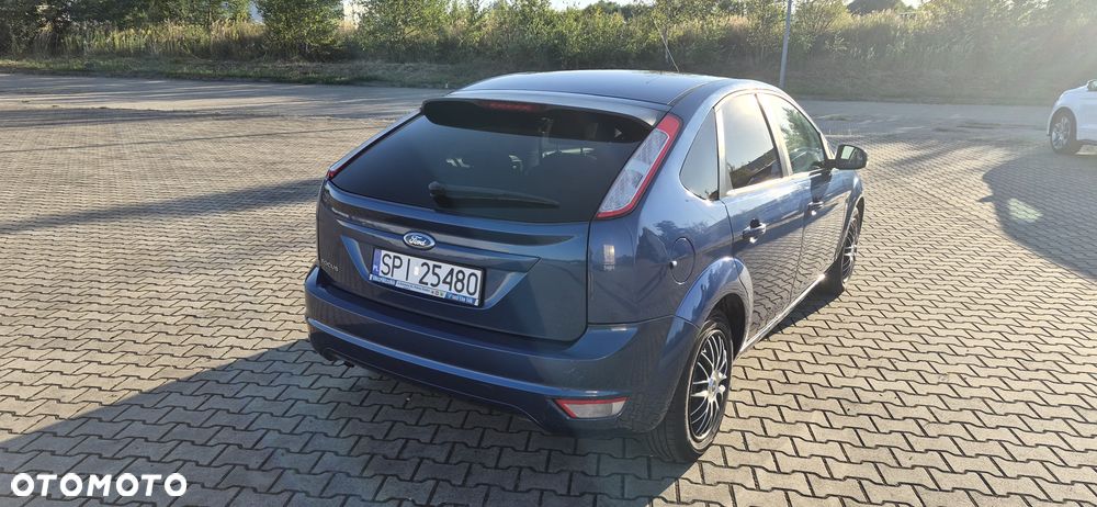 Ford Focus 1.6 16V Ambiente - 3