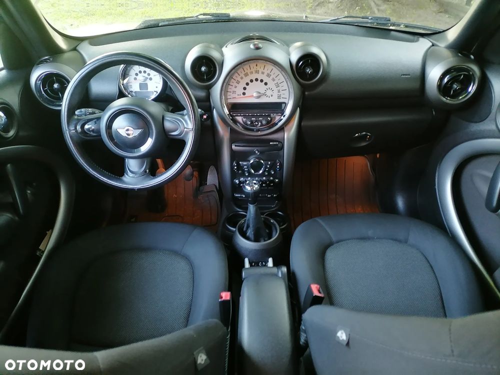 MINI Countryman Cooper D ALL4 - 2