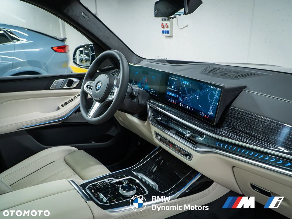 BMW X7 xDrive40d - 23