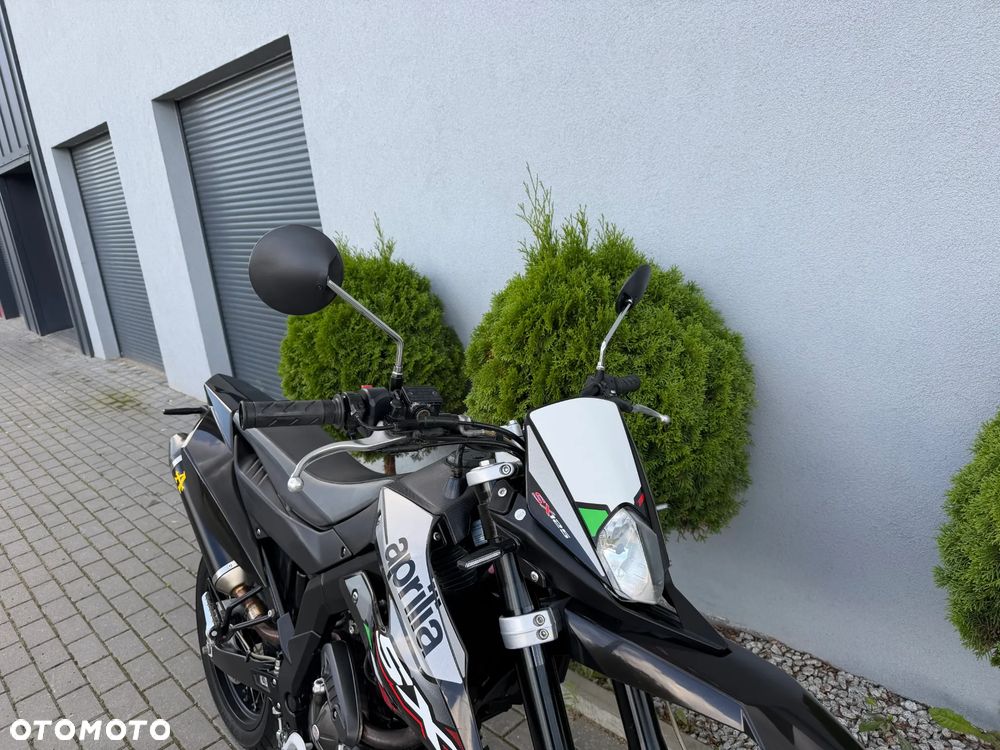 Aprilia SX - 10
