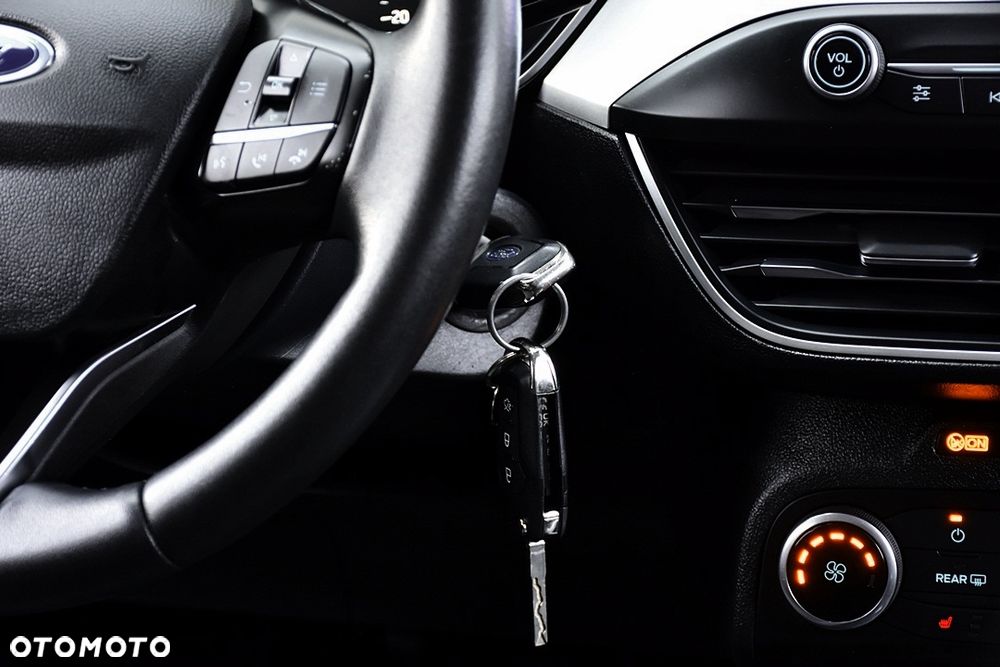 Ford Focus 1.5 EcoBlue STart-Stopp-System TITANIUM - 24