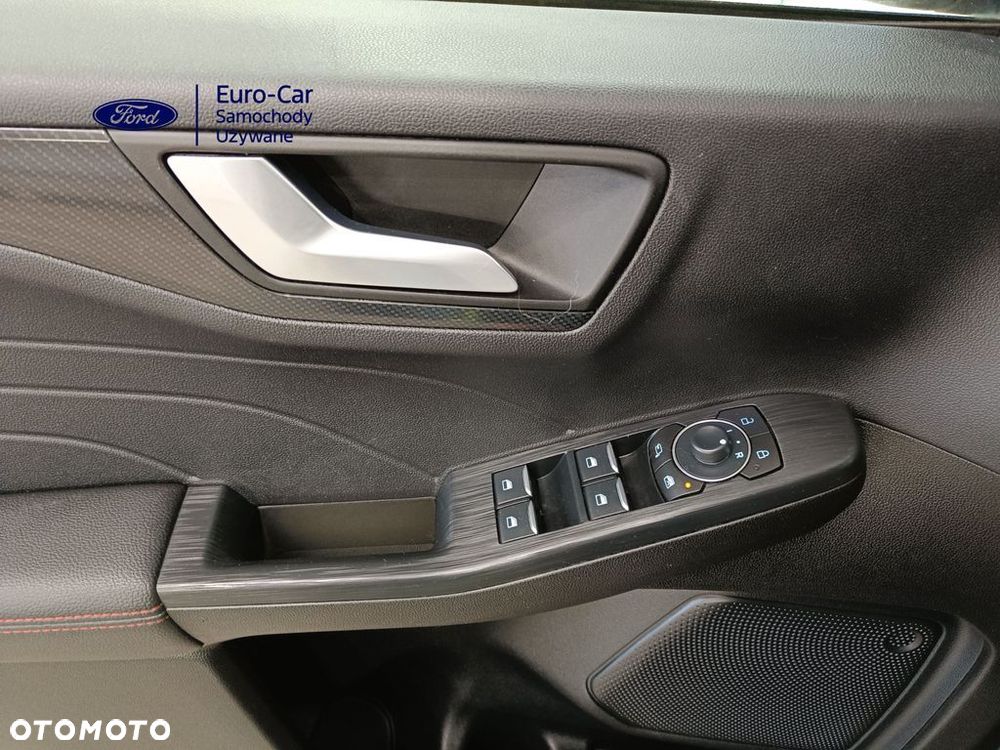 Ford Kuga 2.5 Duratec PHEV ST-LINE X - 17