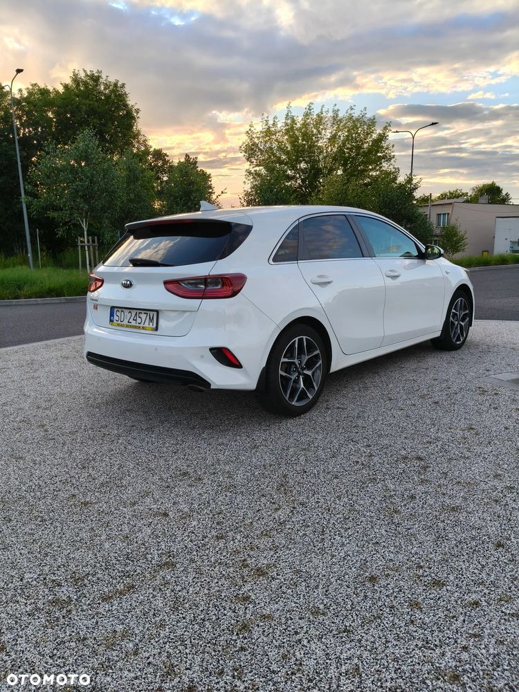 Kia Ceed 1.4 T-GDI L Business Line - 13